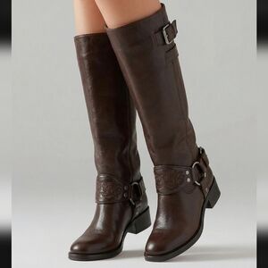 ZARA Leather Embroidered Flat Boots